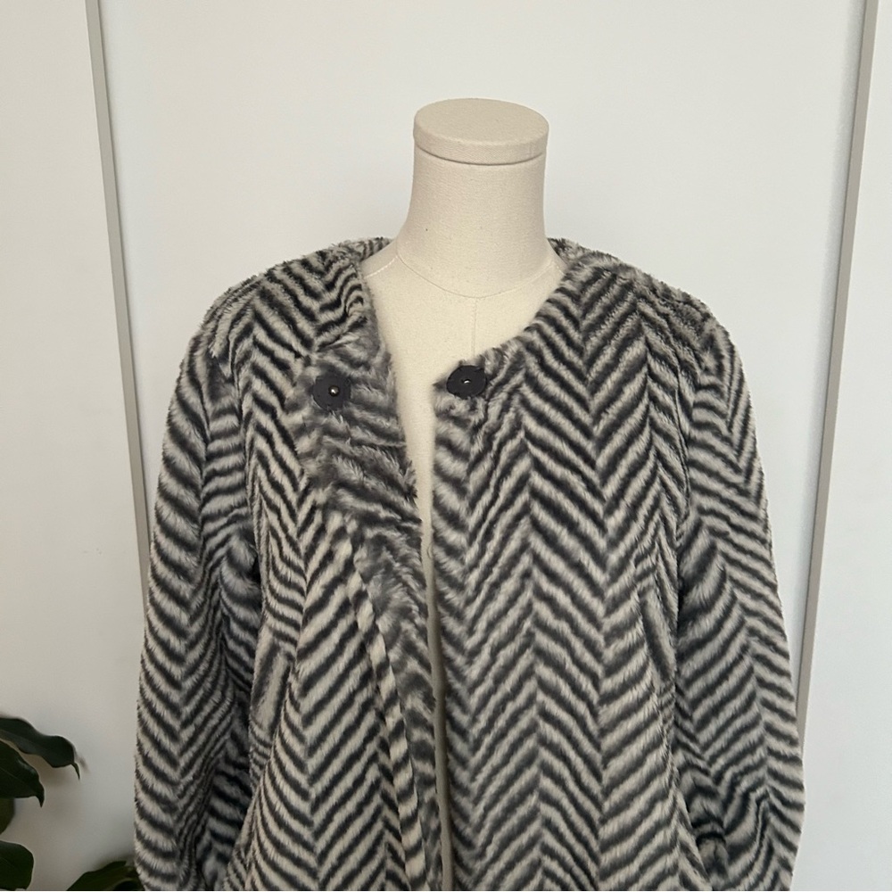 Faux Fur Chevron Print Coat
